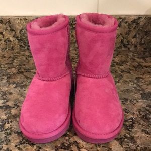 NWOT Toddler pink Uggs.